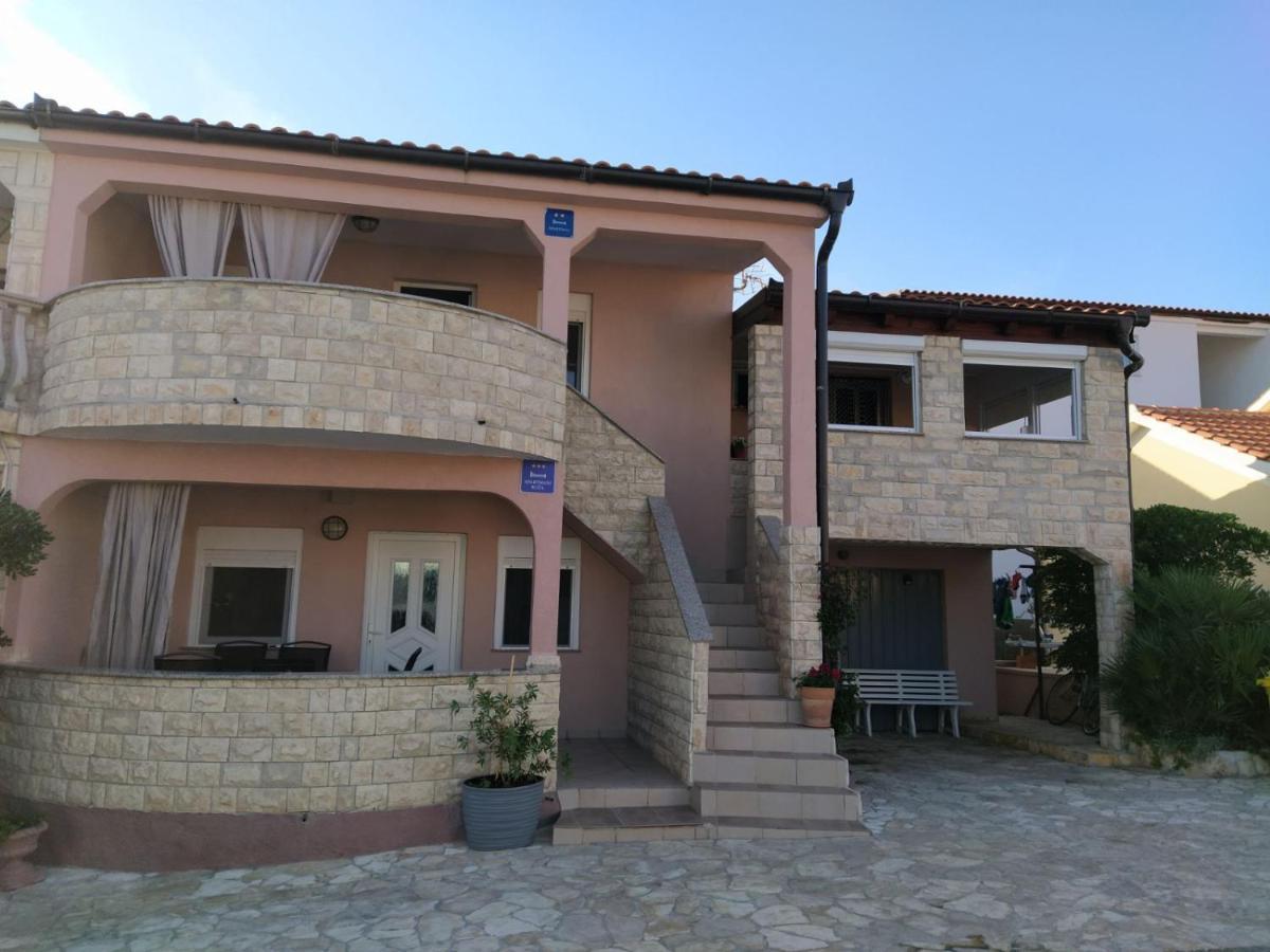 Apartmani Ruza Vir Dış mekan fotoğraf